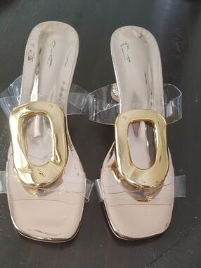 Clear Strap Gold Accent Women's Slide Sandals - Beige